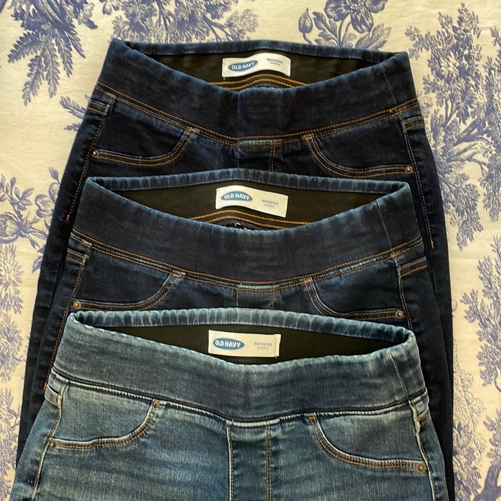 EUC Old Navy Rockstar jeggings. Midrise.